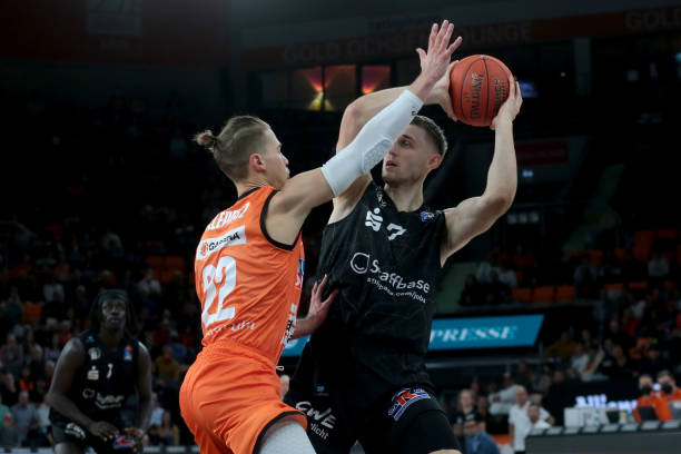 为拜仁捏了 为拜仁捏了