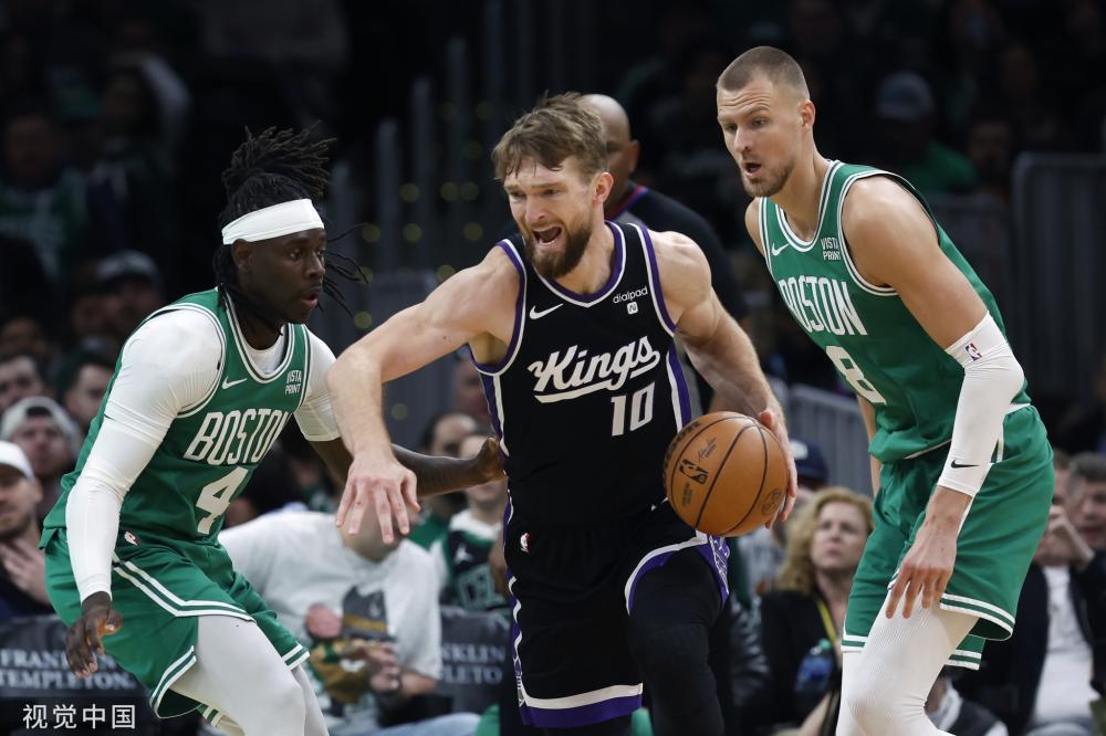 而对于费内 而对于费内