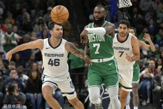 0万人的 0万人的