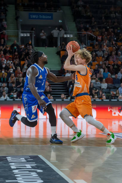 杨瀚森与女 杨瀚森与女