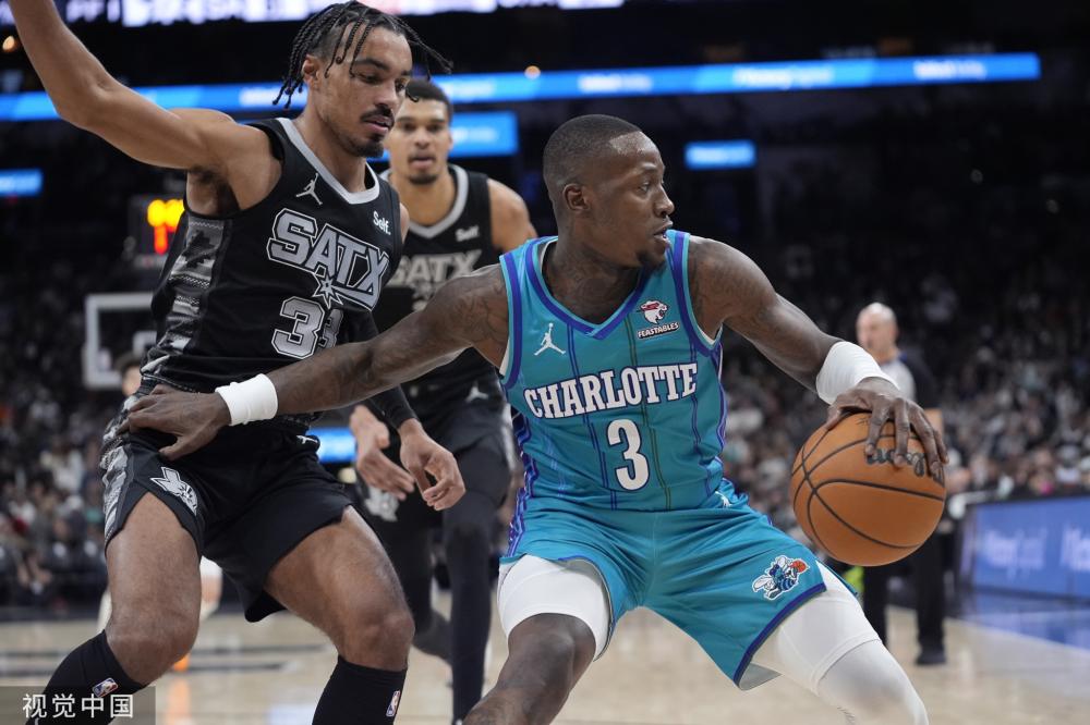 他是球队的 他是球队的